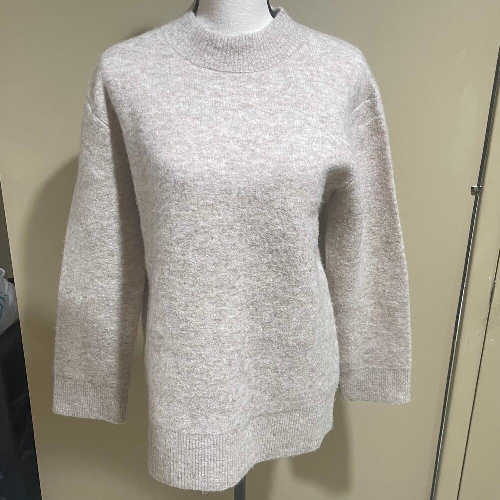 VINCE Textured Soft Sculpted Crew Neck Sweater